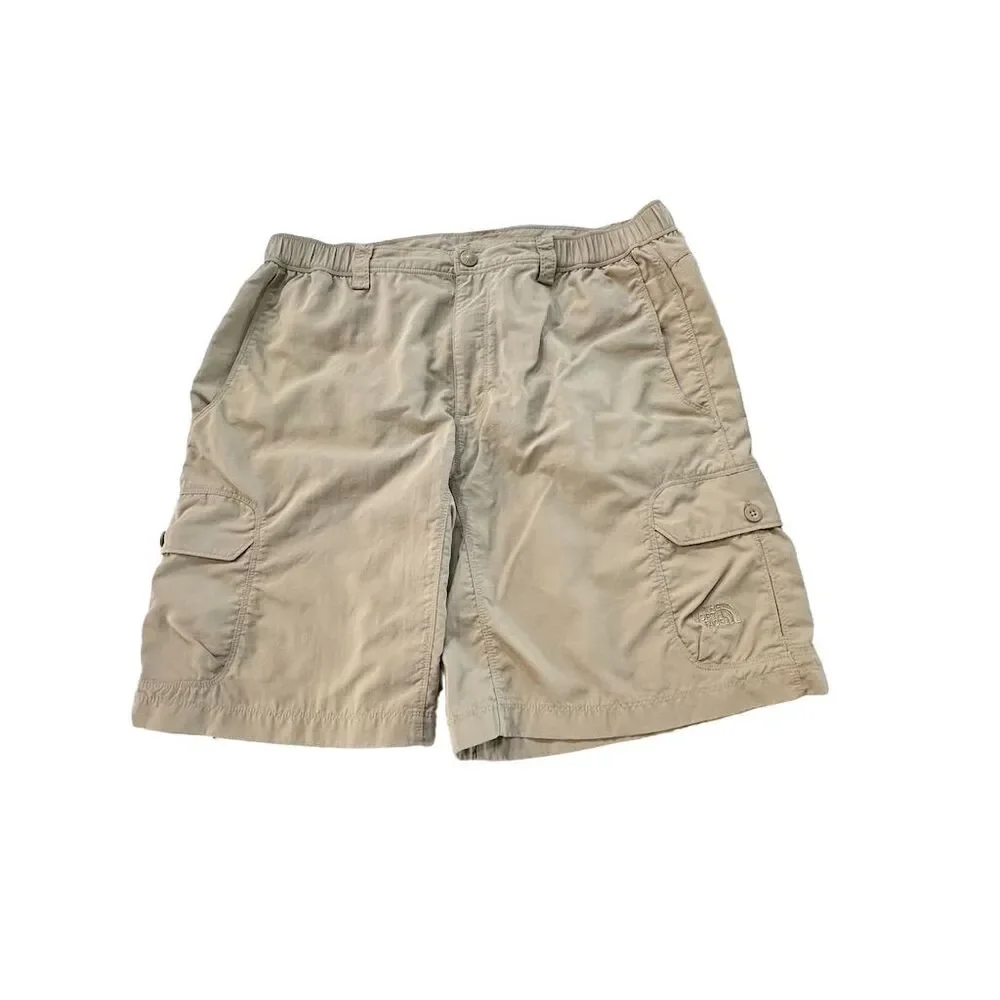 The North Face Men's Beige Cargo Shorts Size 35” Casual‎ Lightweight